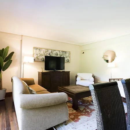 Loraitz By Smiling בית נופש הונדאריבה