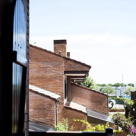 Loraitz By Smiling 富恩特拉维亚