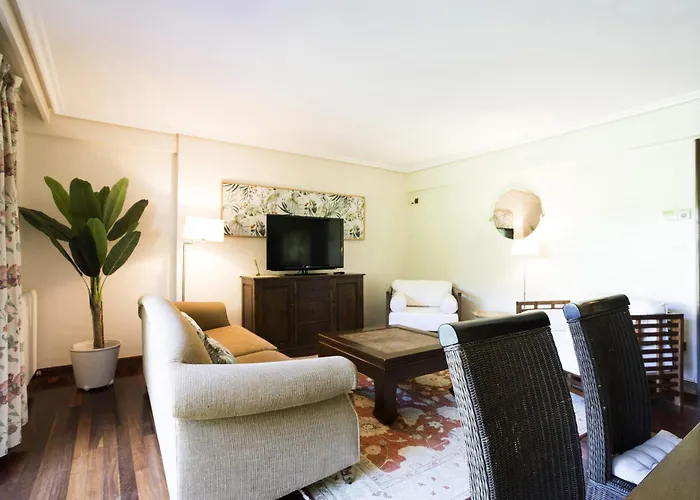 Loraitz By Smiling * 富恩特拉维亚