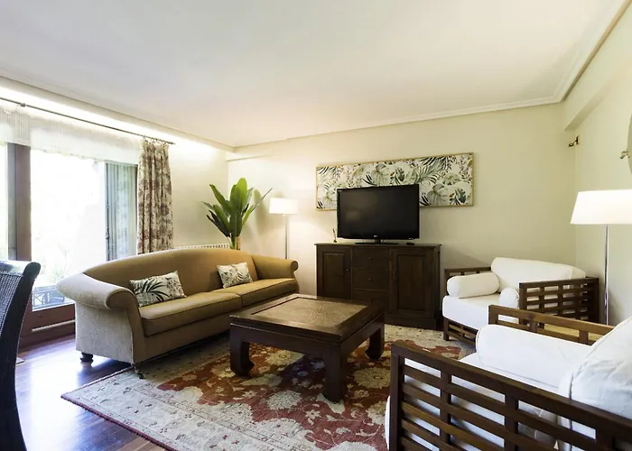 Loraitz By Smiling 富恩特拉维亚