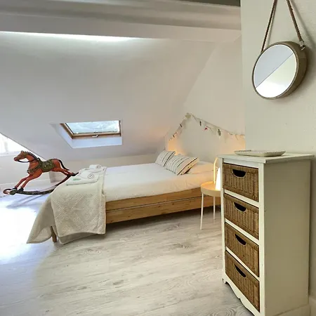 Loraitz By Smiling Hondarribia